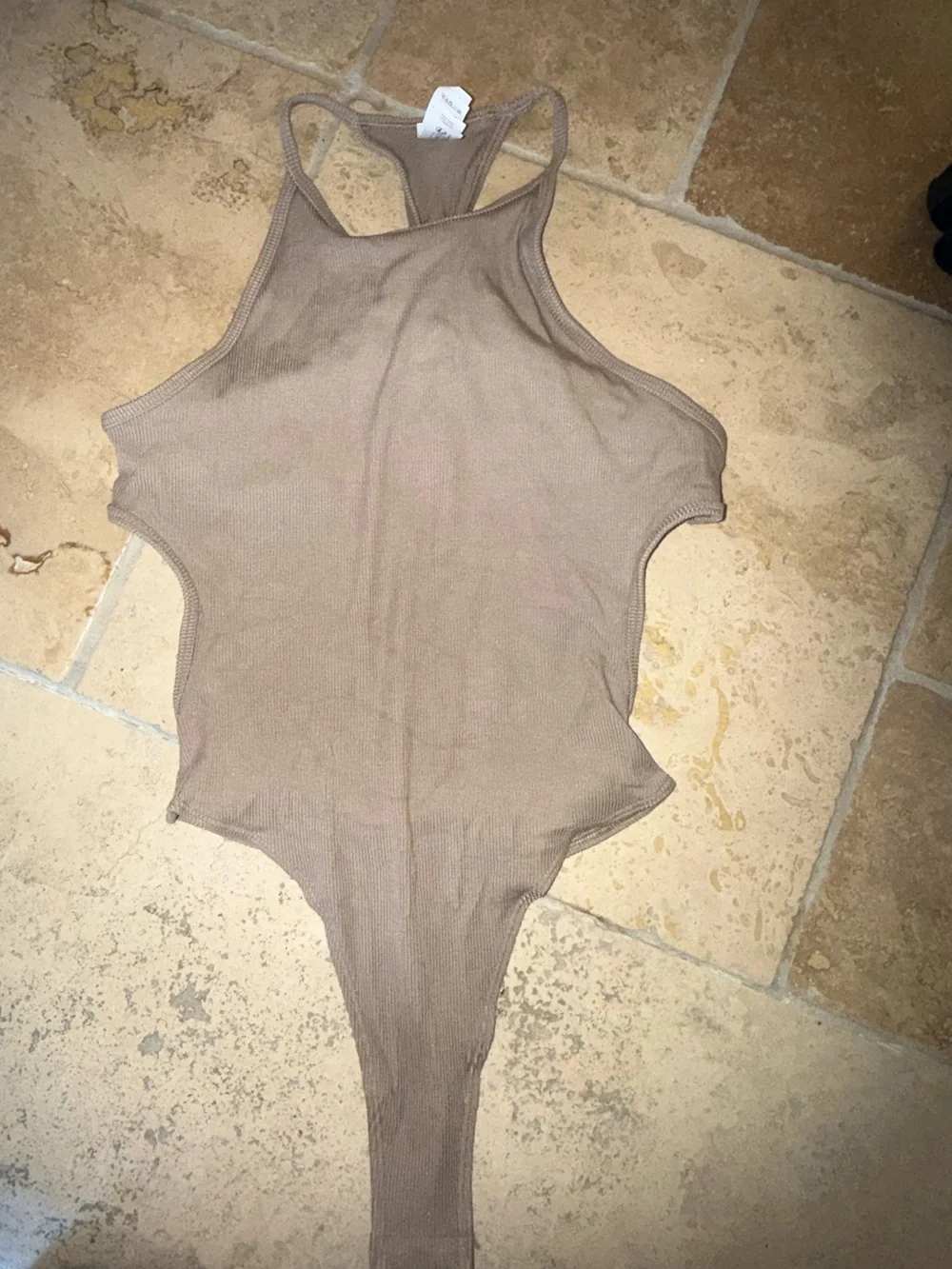 ALO Yoga Ribbed Half-Court Bodysuit – Gravel – Size Small